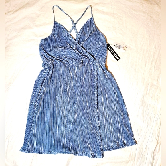 Design Lab Lord & Taylor Dresses & Skirts - NWT Design Lab Lord & Taylor Blue Dress Size Medium